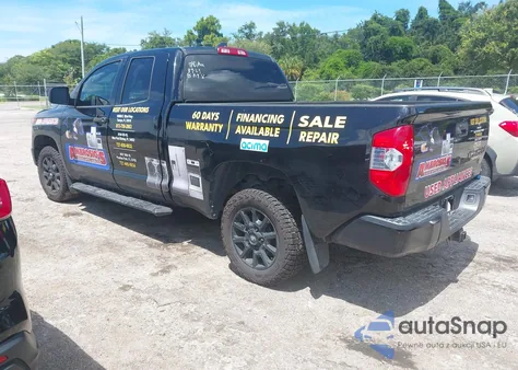 2020 Toyota Tundra Sr5 z USA, uszkodzony, nr VIN 5TFRY5F14LX268140